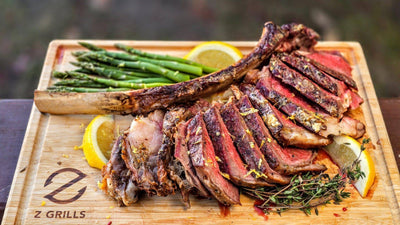 BOARD SAUCE TOMAHAWK STEAK