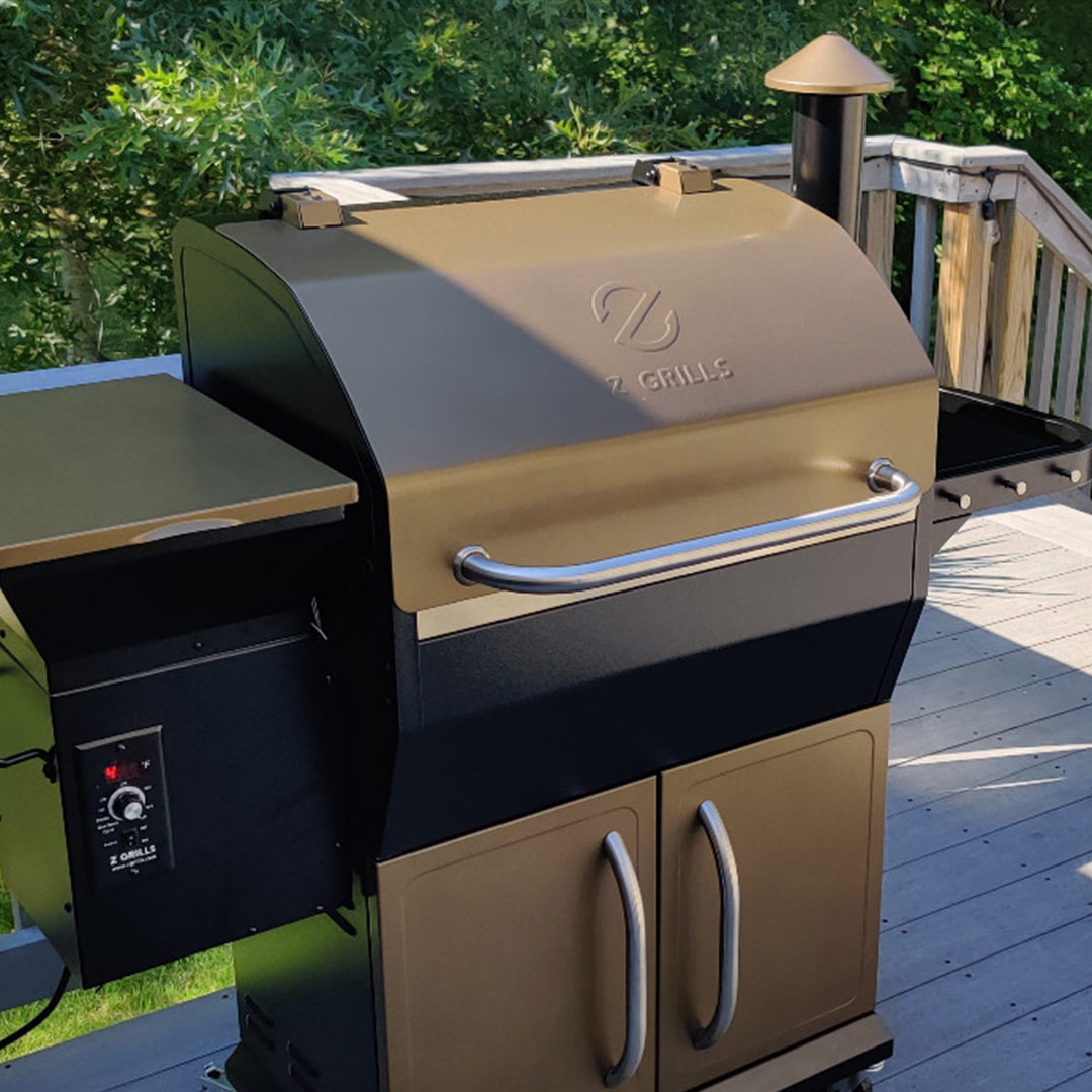1000D Pellet Grill with Ash Cleanout System - Z Grills